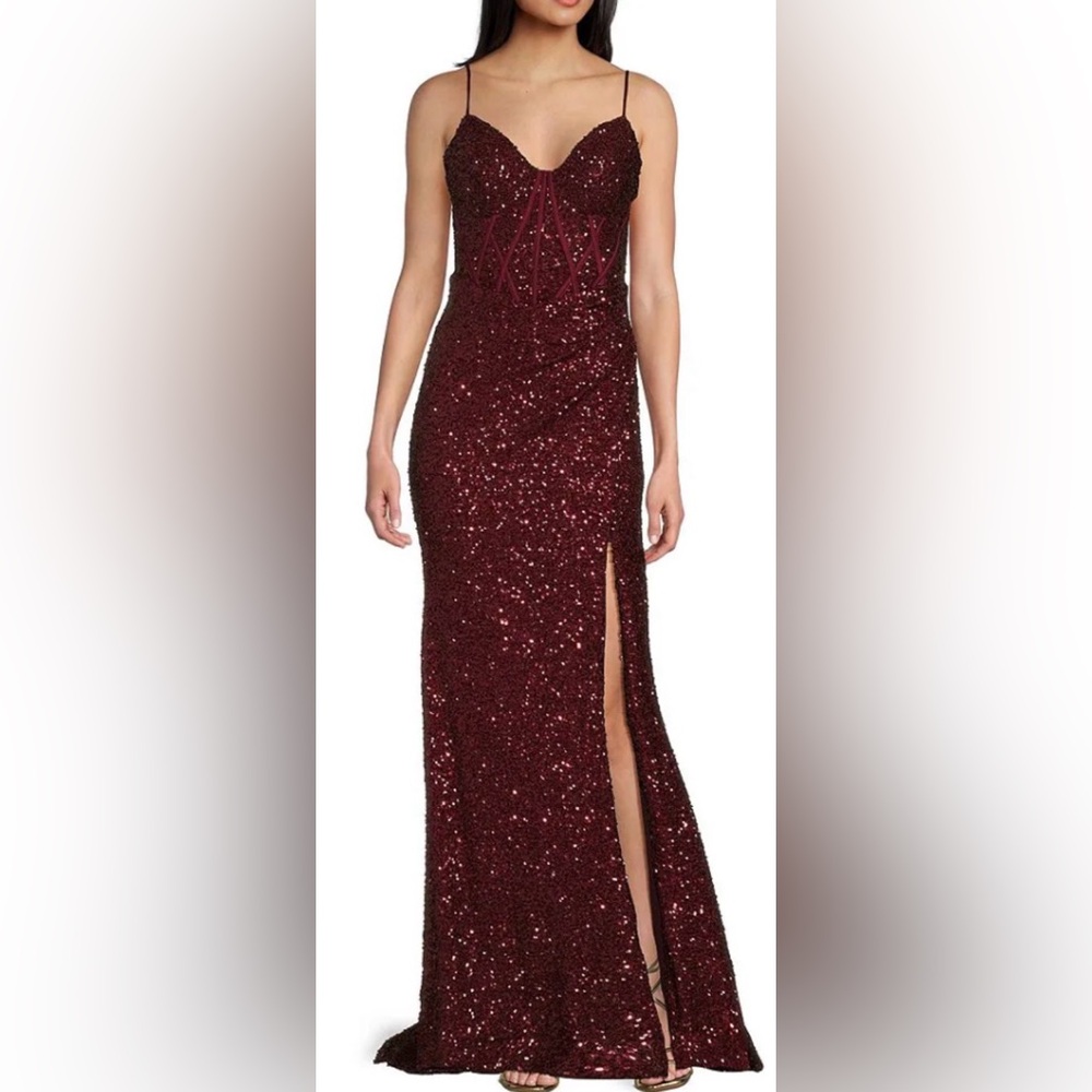Elegant Burgundy Sequin Gown - Picture 3 of 9